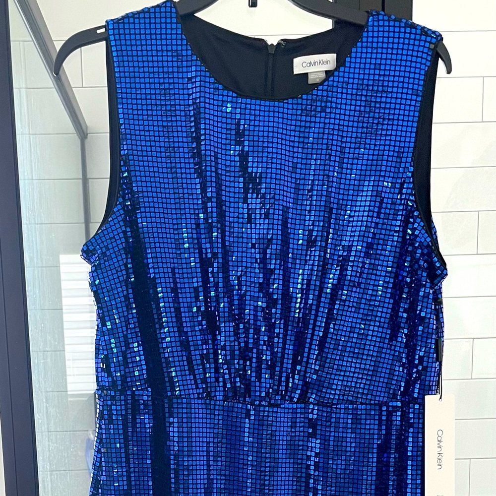 Absolutely gorgeous cocktail dress!  NWT Calvin Klein